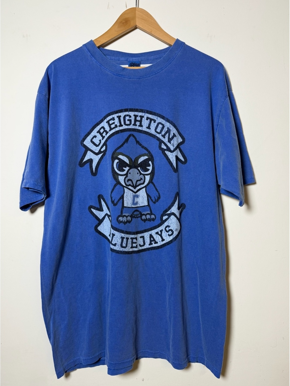 BLUE 84 Creighton Bluejays graphic T-shirt blue Men’s Large NWT NCAA